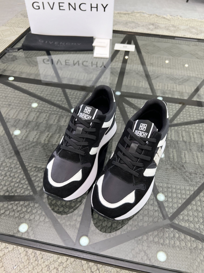 Givenchy Sneakers